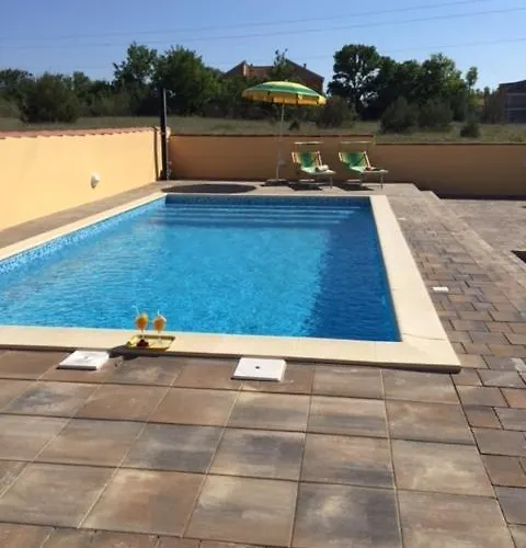Appartement With A Swimming Pool Sabunike, Zadar - 6110