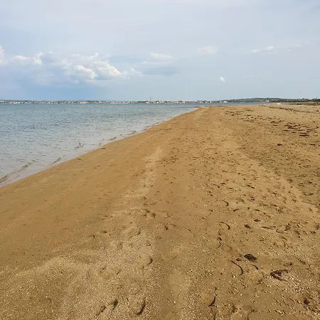 With A Swimming Pool Sabunike, Zadar - 6110 * Privlaka (Zadar)